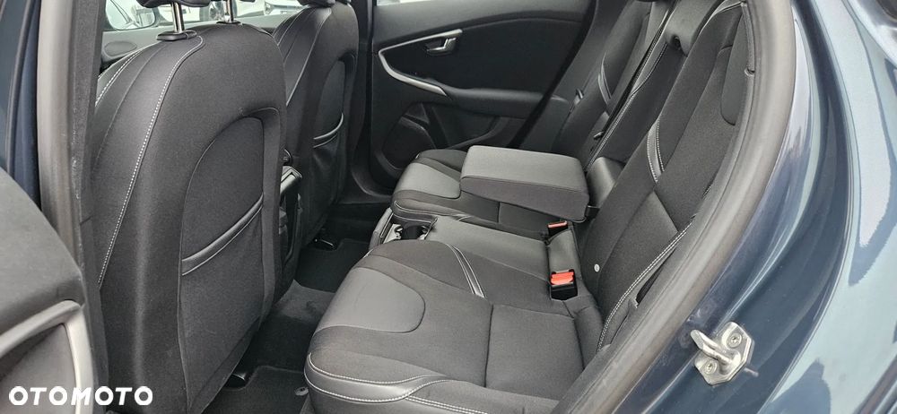 Volvo V40 D2 Geartronic - 20