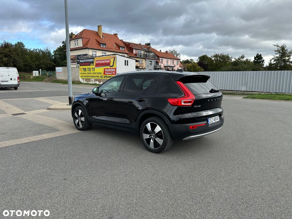 Volvo XC 40 T5 AWD Geartronic Momentum - 5