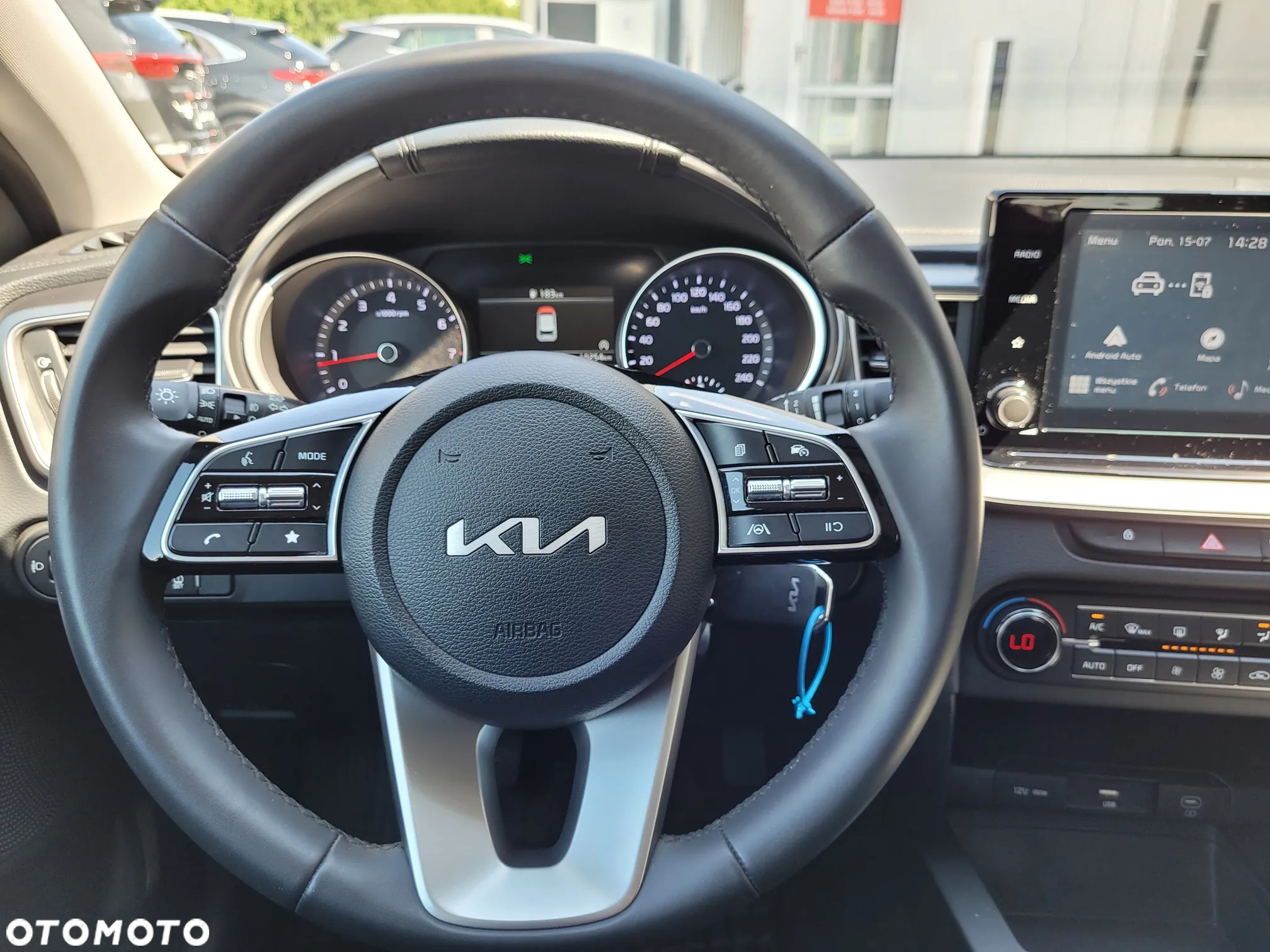 Kia Ceed 1.5 T-GDI M - 14