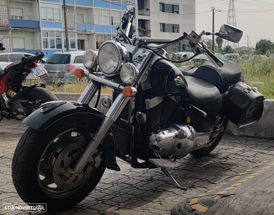 Suzuki VL 1500 Intruder - 7