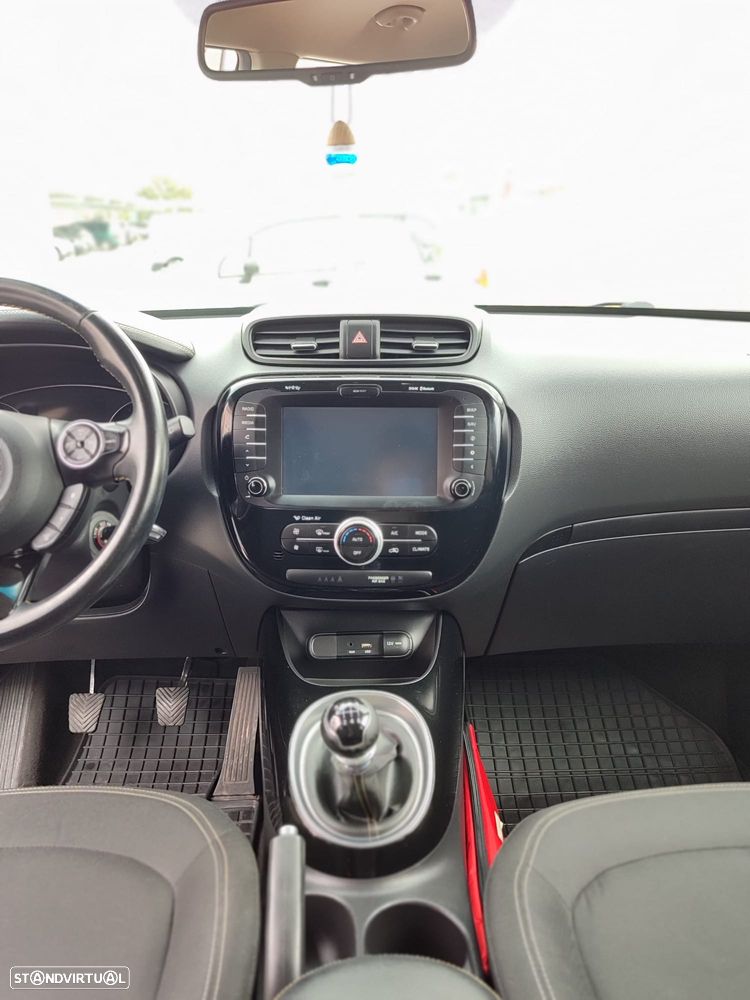 Kia Soul 1.6 CRDi TX - 4