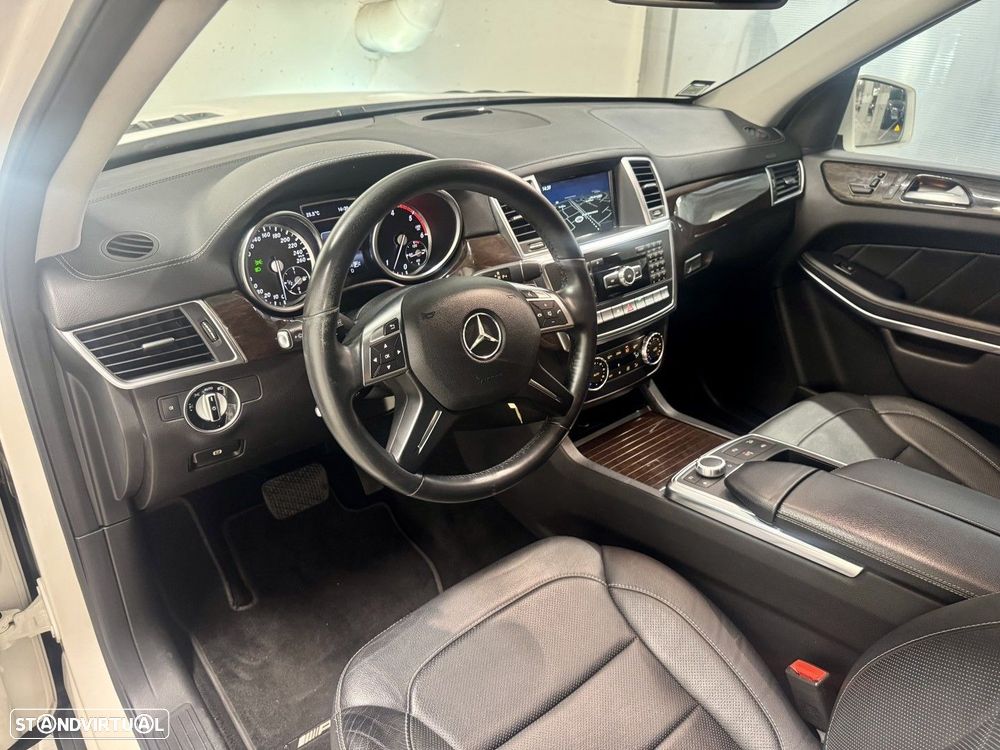 Mercedes-Benz GL 350 BlueTEC 4-Matic - 22