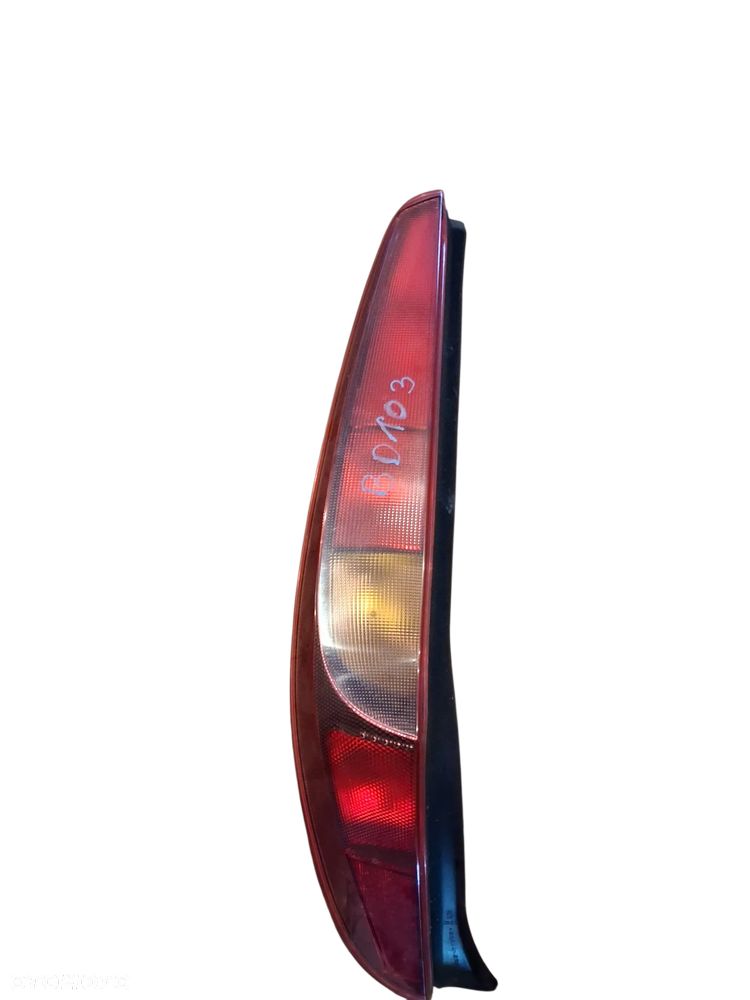 Lampa Tył Tylna Lampa LEWA FIAT PUNTO - 1