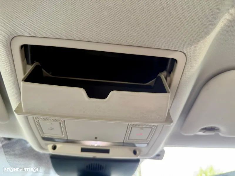 Jaguar E-Pace 2.0 i4D R-Dynamic S AWD Aut. - 31