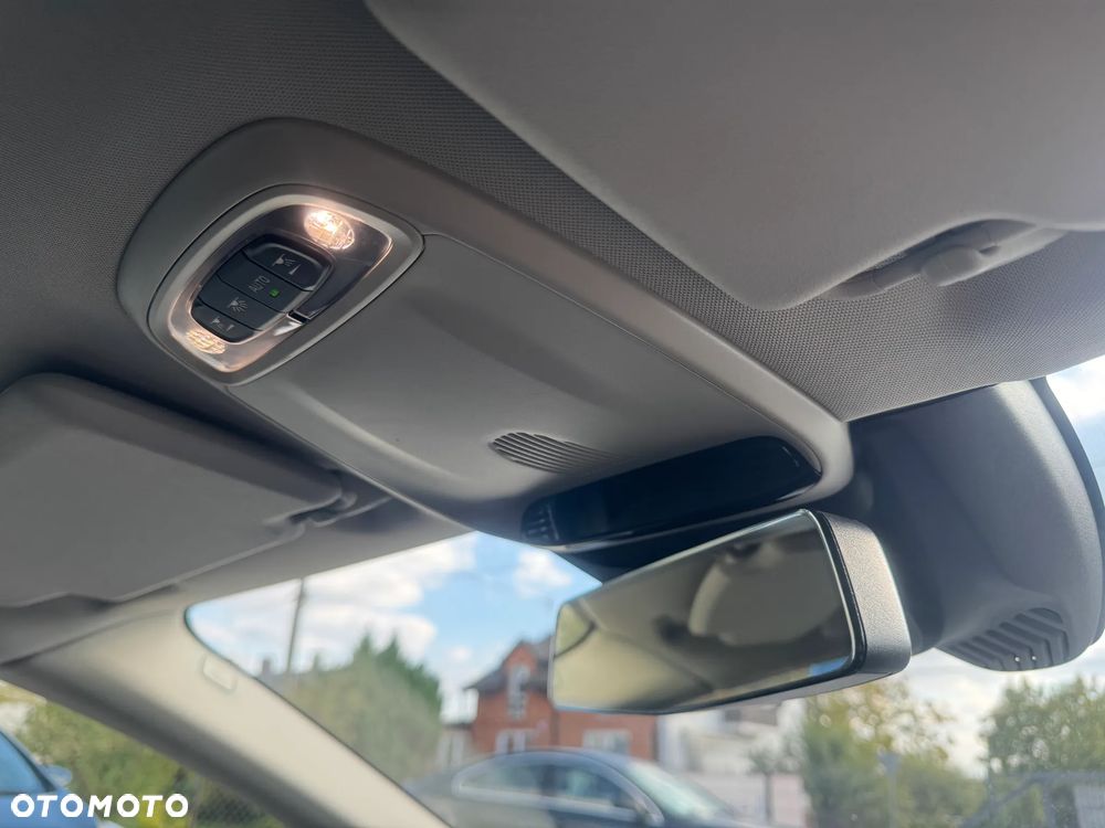 Volvo V40 - 29