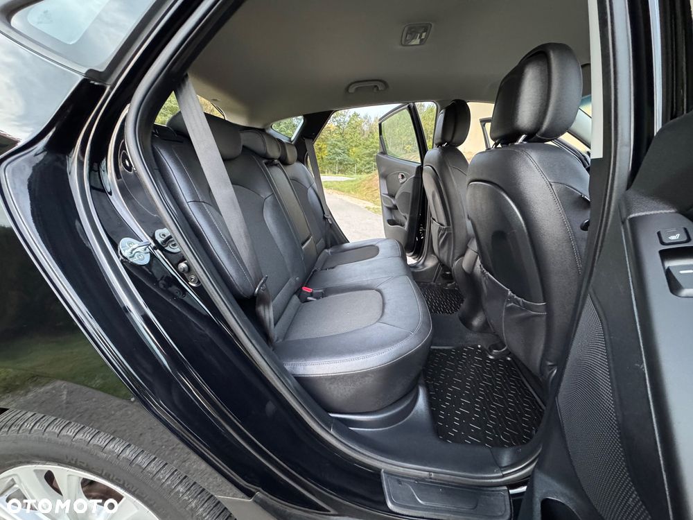 Hyundai ix35 2.0 2WD Automatik Trend - 29