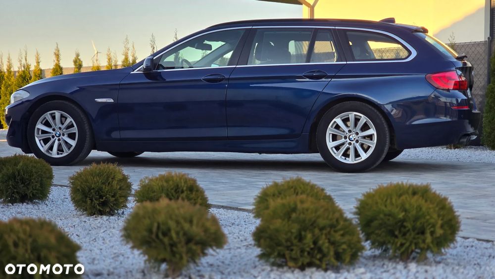 BMW Seria 5 ver-520d-blue-performance - 6