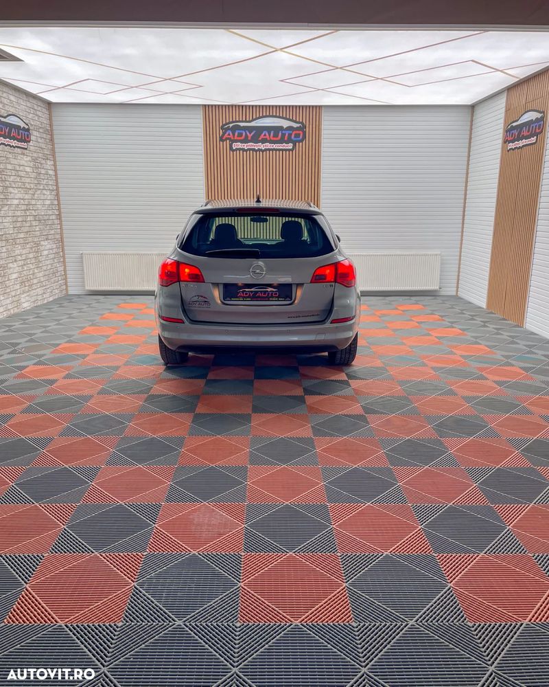 Opel Astra 1.7 CDTI Cosmo - 15