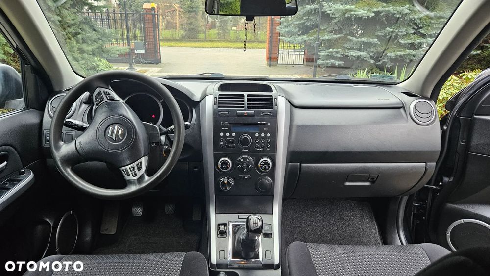 Suzuki Grand Vitara 1.9 DDiS Club DPF - 12