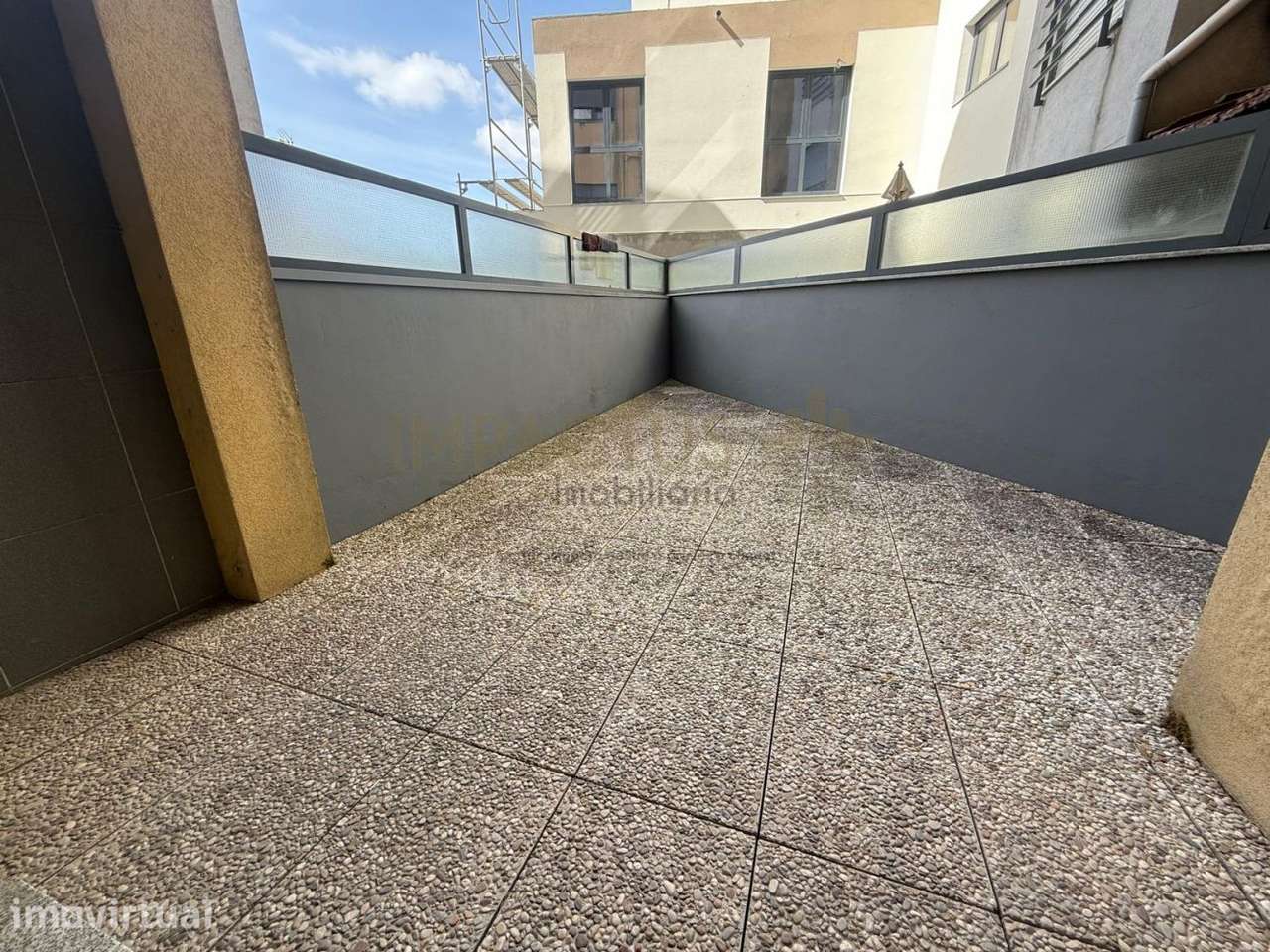 Apartamento T3 renovado - Grande imagem: 4/23