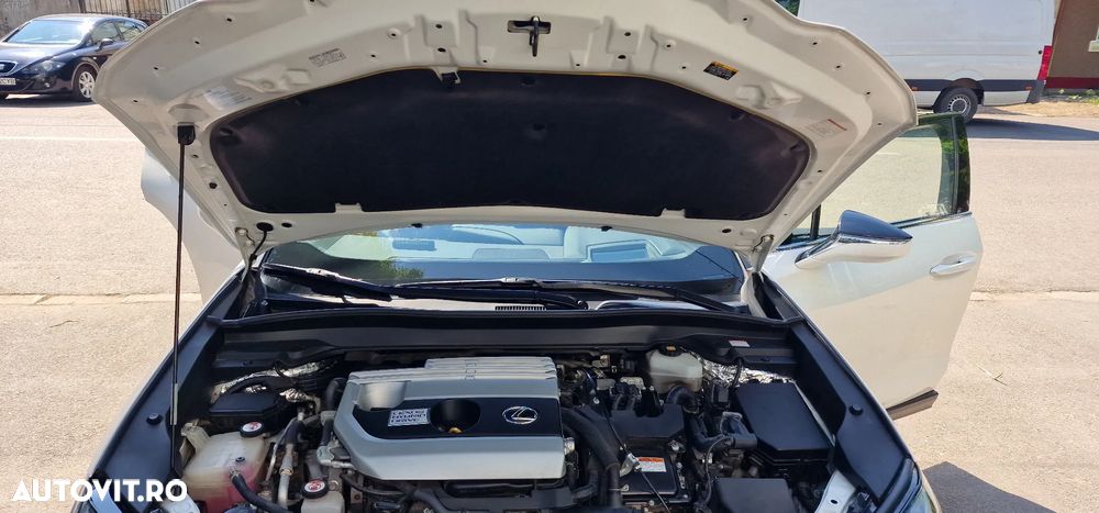 Lexus UX 250h E-FOUR Luxury ML - 2