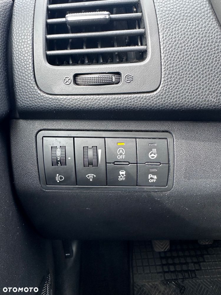 Hyundai ix20 1.6 Premium blue - 29