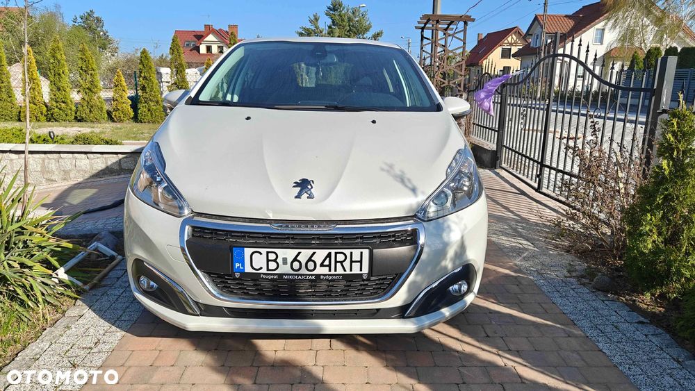 Peugeot 208 1.2 PureTech GPF Signature S&S - 3