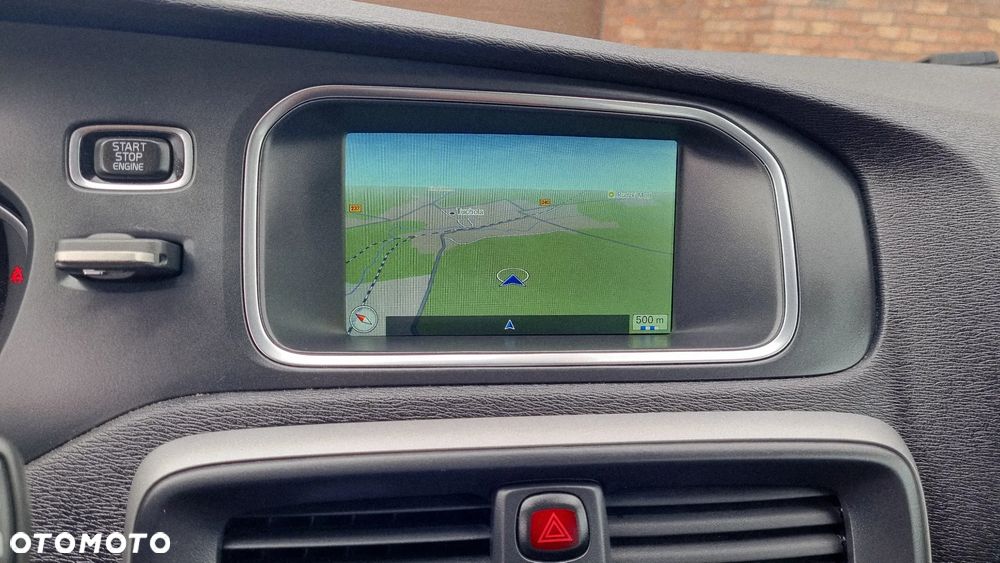 Volvo V40 D3 Geartronic Momentum - 19