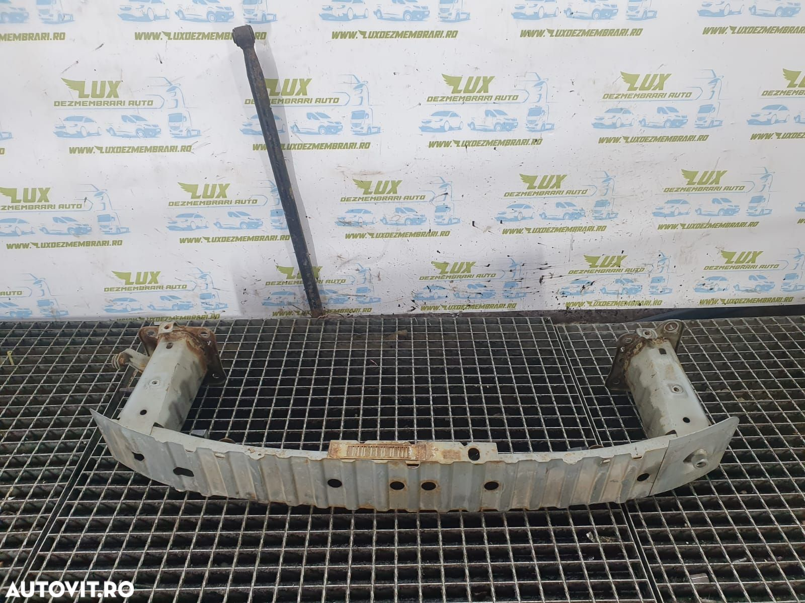 Armatura bara fata 3m51-r10492-ab Ford Focus 2  [din 2004 pana  2008] - 2
