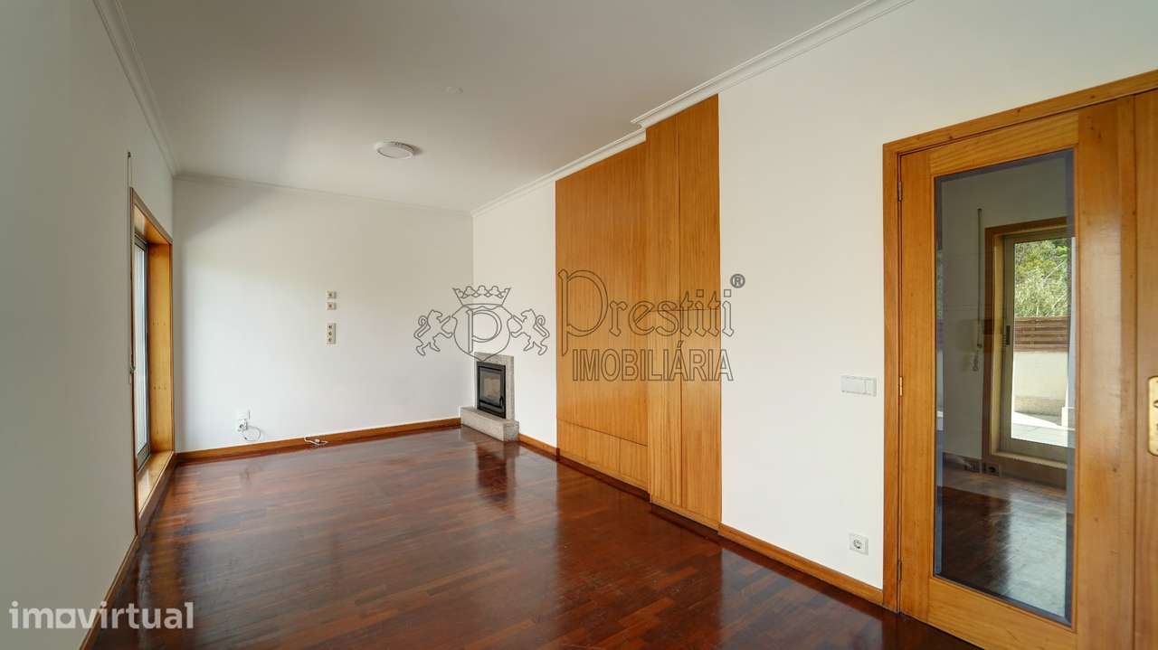 Apartamento T2 para Arrendar em Fermentões - Grande imagem: 5/13
