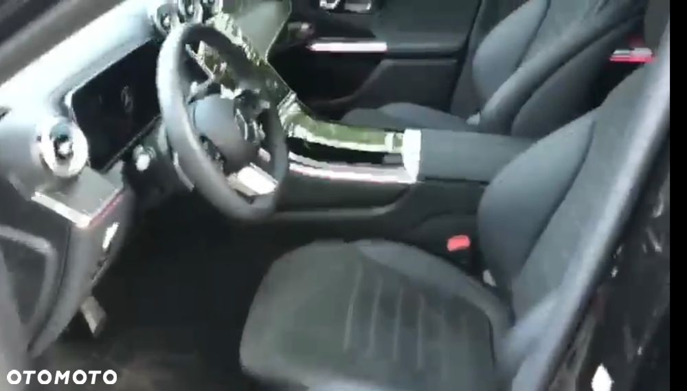 Mercedes-Benz GLC 300 d 4Matic 9G-TRONIC AMG Line Advanced - 19