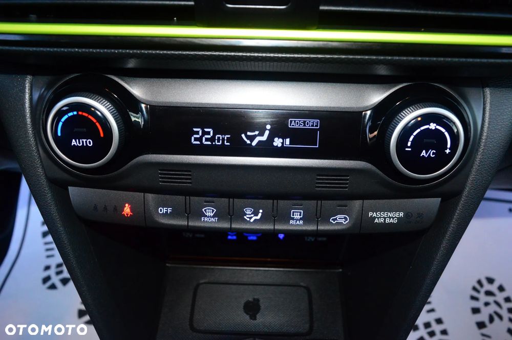 Hyundai Kona 1.6 T-GDI DCT 4WD Premium - 27