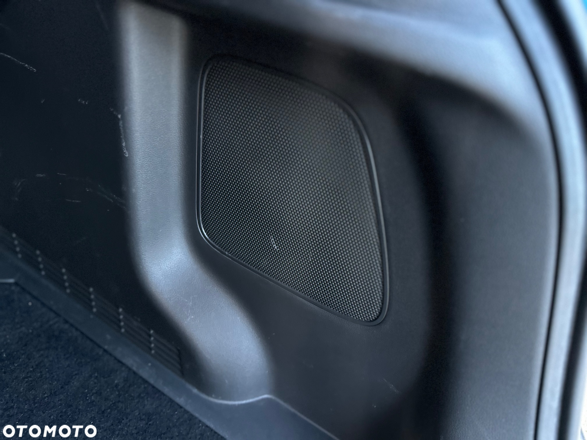 Hyundai Kona - 12