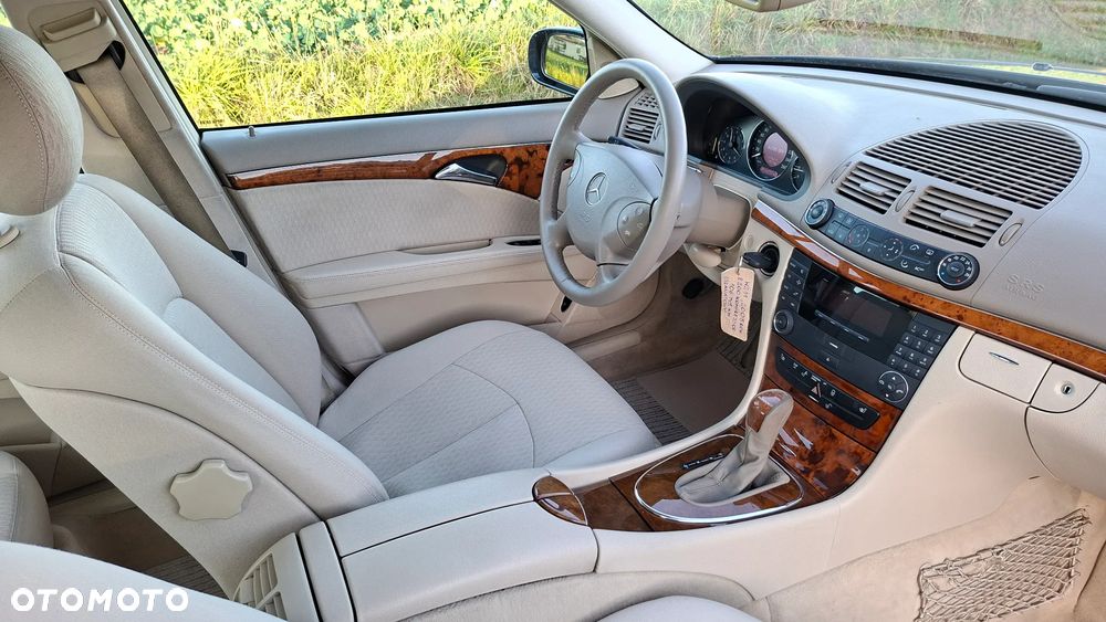Mercedes-Benz Klasa E 200 Kompressor Automatik Elegance - 1