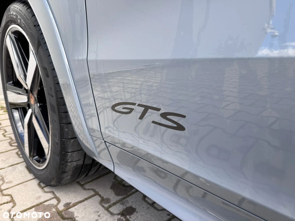 Porsche Cayenne - 11