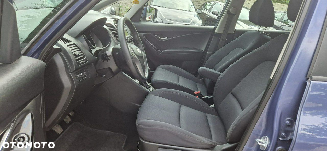 Hyundai ix20 - 35
