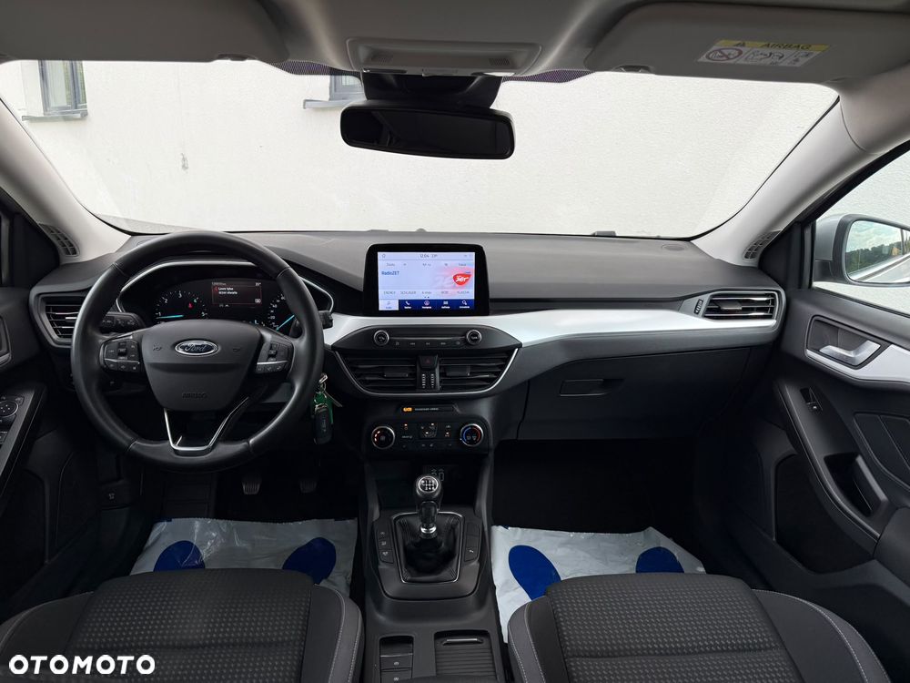 Ford Focus - 10