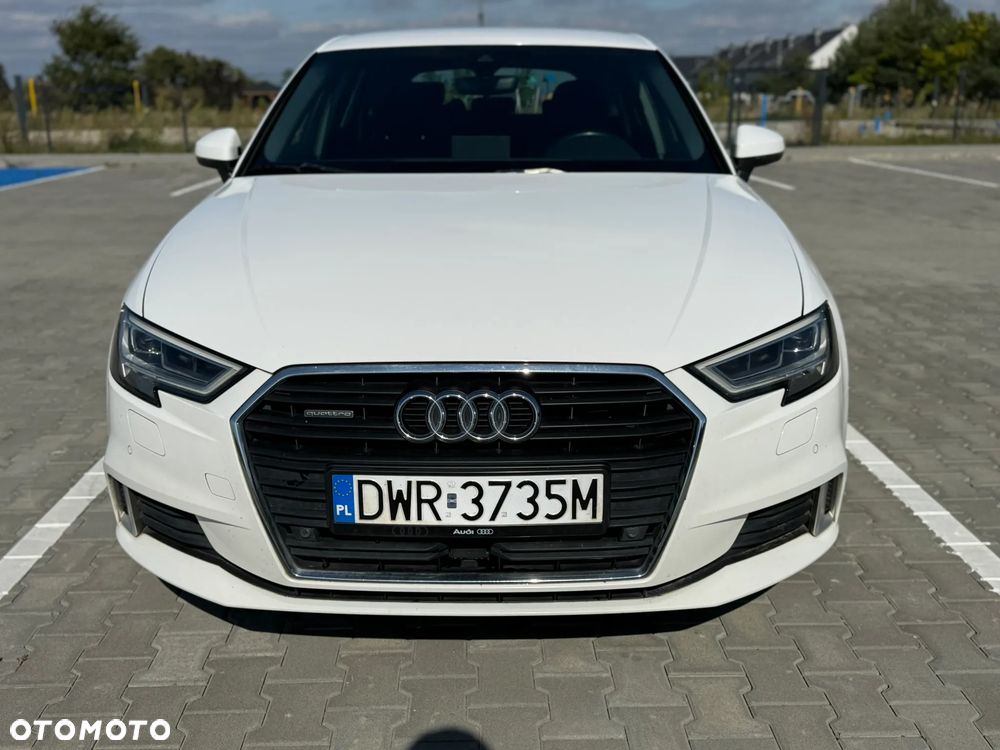 Audi A3 Sportback - 2