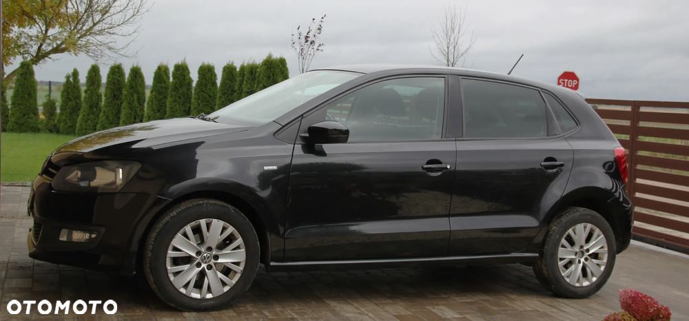Volkswagen Polo - 2