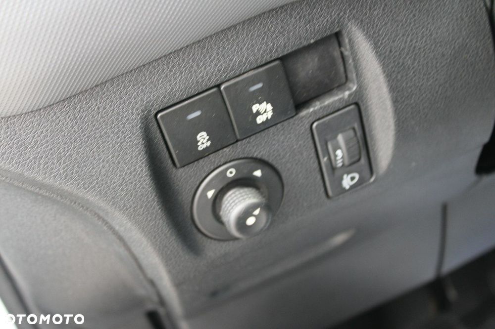 Peugeot Partner - 13