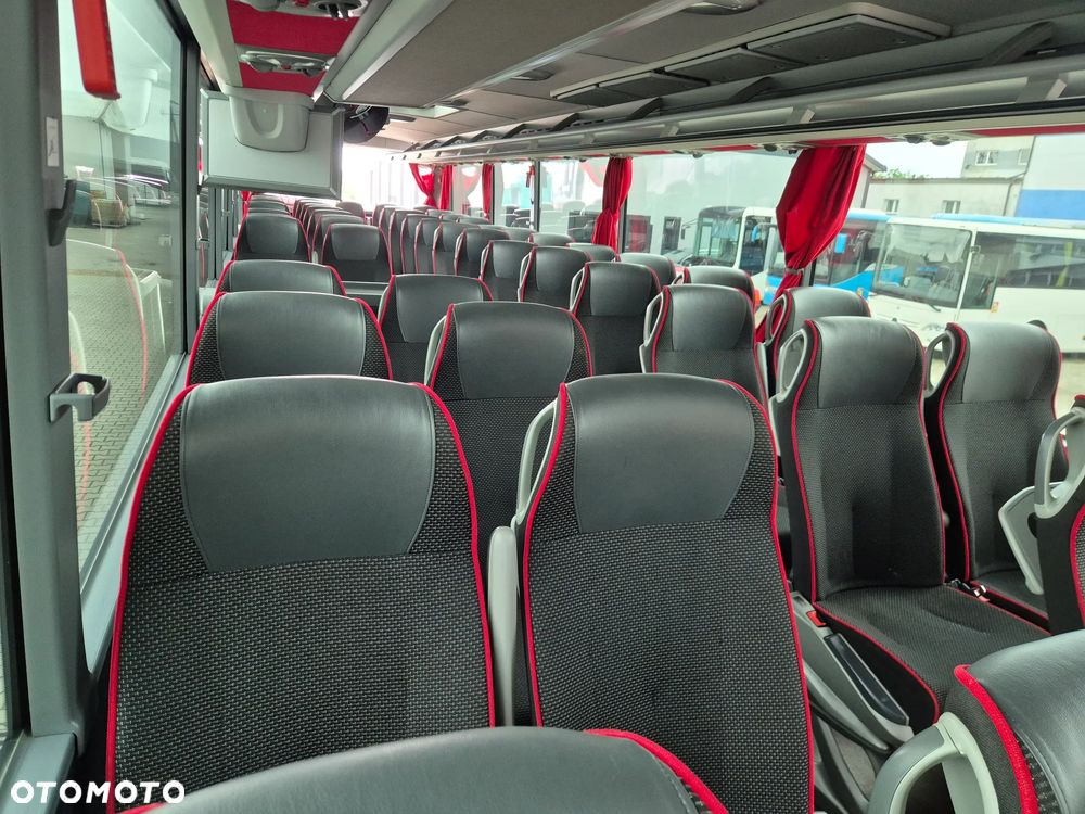Mercedes-Benz TOURISMO RHD17 / SPROWADZONY / I REJSTRACJA 2018 / 65 MIEJSC - 29