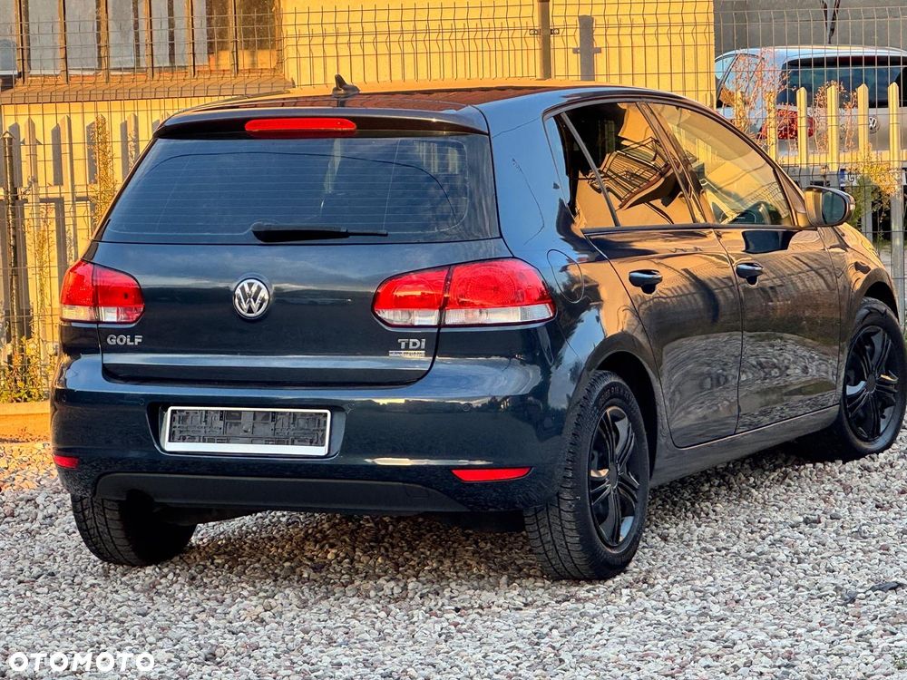 Volkswagen Golf VI 1.6 TDI Comfortline - 16