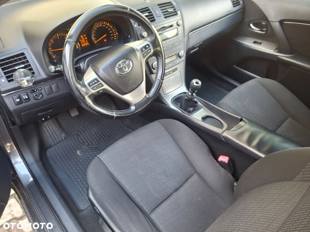 Toyota Avensis 2.0 D-4D Edition - 13