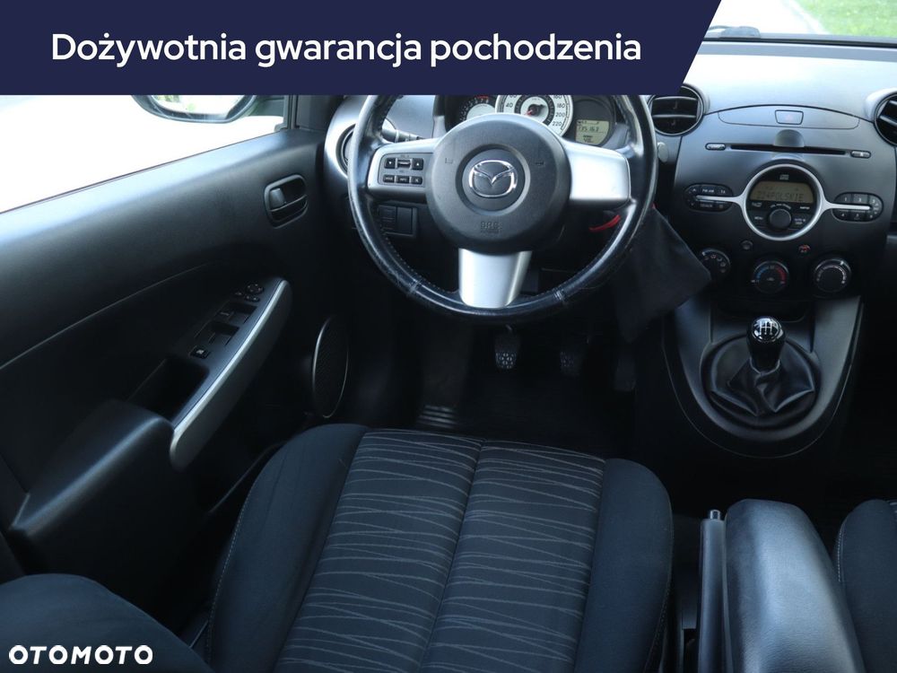 Mazda 2 - 9