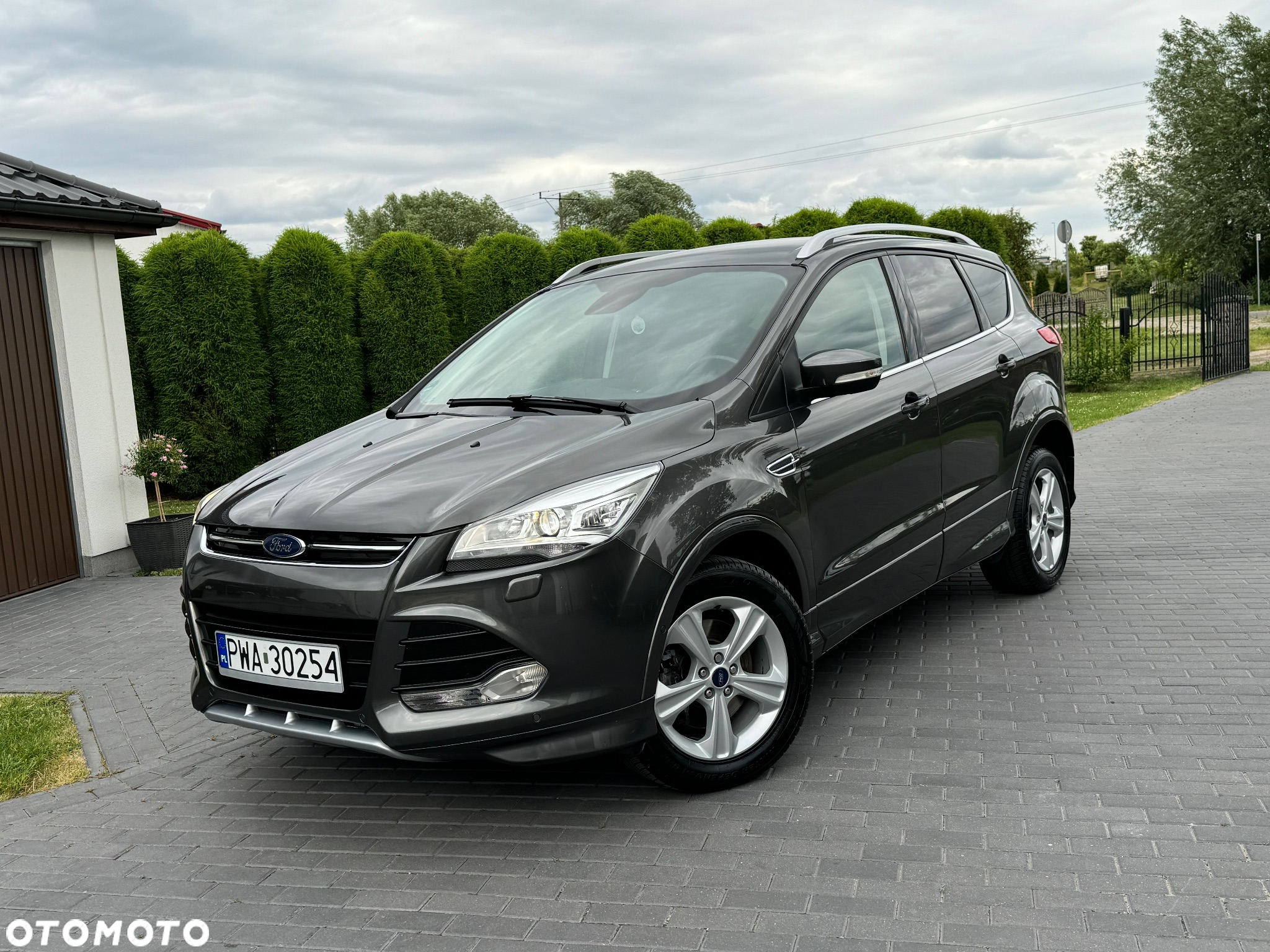 Ford Kuga 2.0 TDCi 4x4 Individual - 2