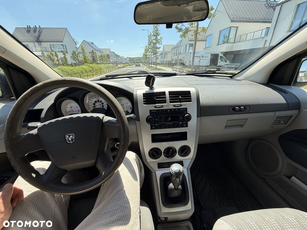 Dodge Caliber - 6