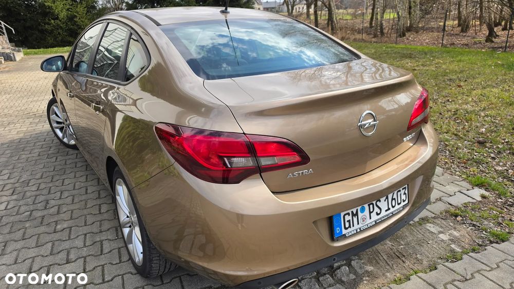 Opel Astra - 23