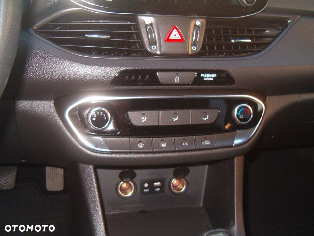 Hyundai i30 - 21