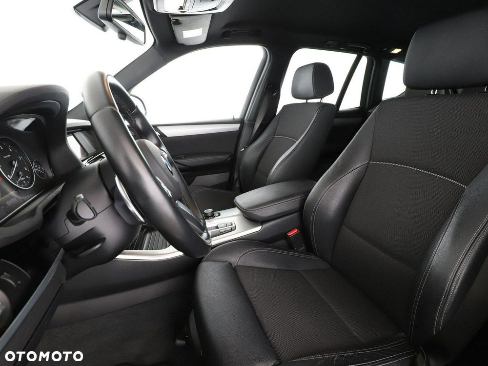 BMW X3 xDrive20d sport - 14