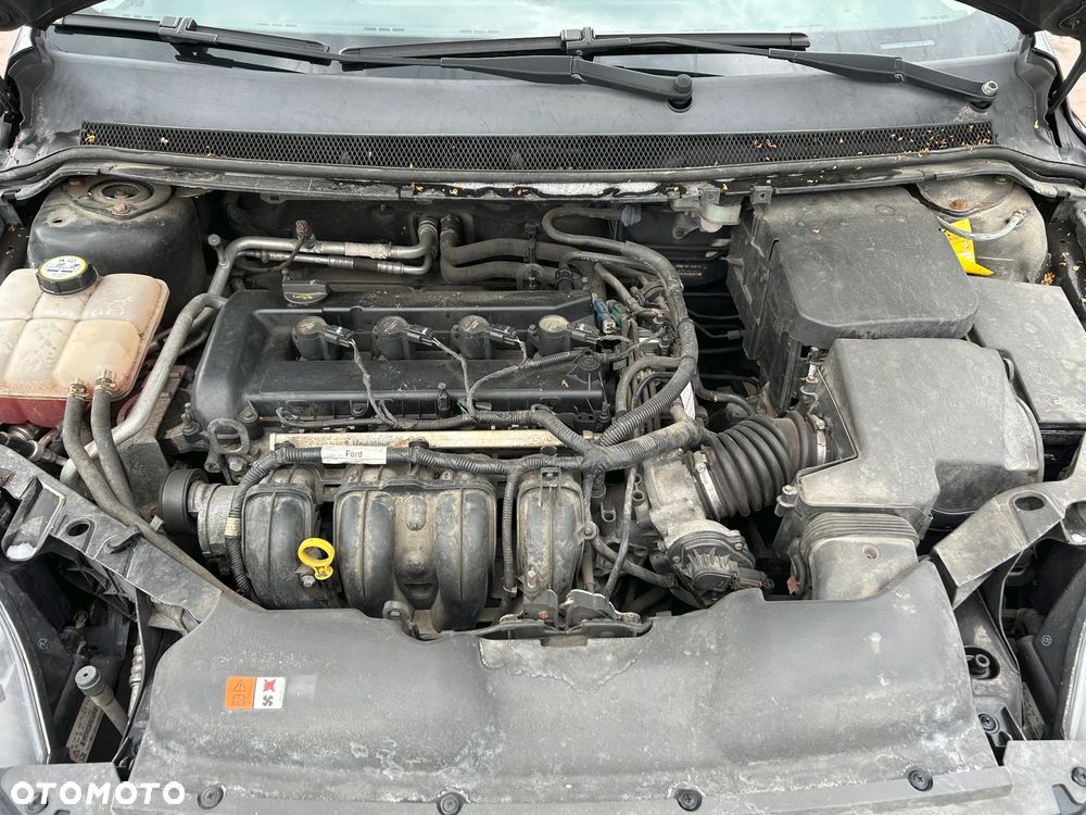 Ford Focus 1.8 FF Platinium X - 25