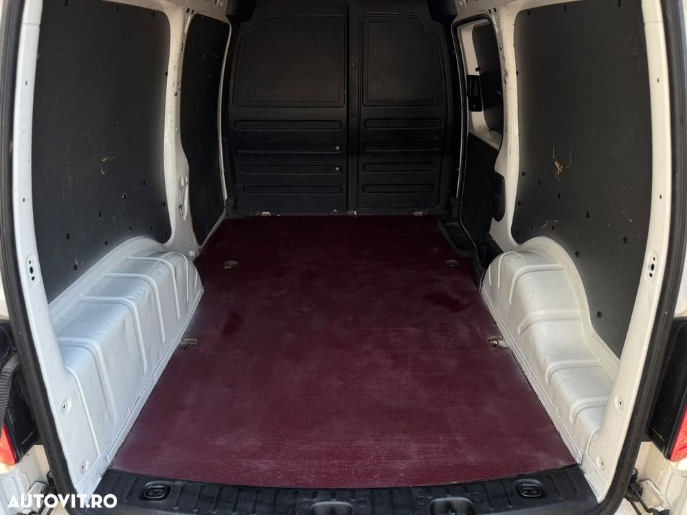 Volkswagen Caddy Maxi - 27