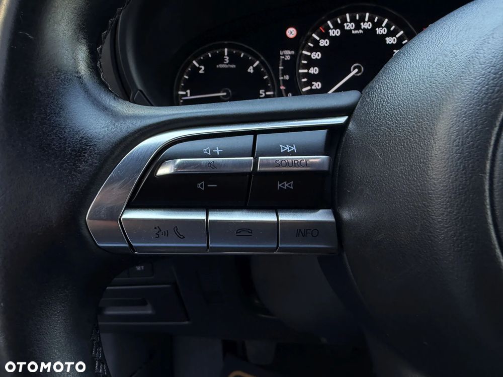 Mazda 3 SKYACTIV-D 1.8 - 23
