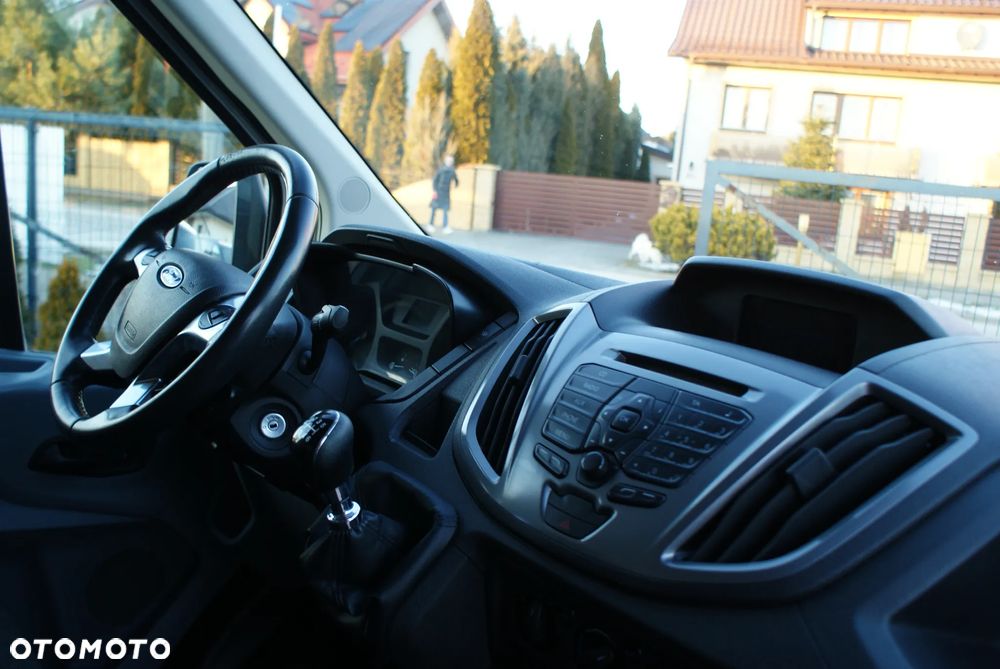 Ford Transit - 13