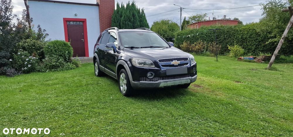 Chevrolet Captiva 2.0 d LT high - 24