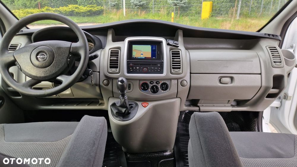 Opel Vivaro - 21