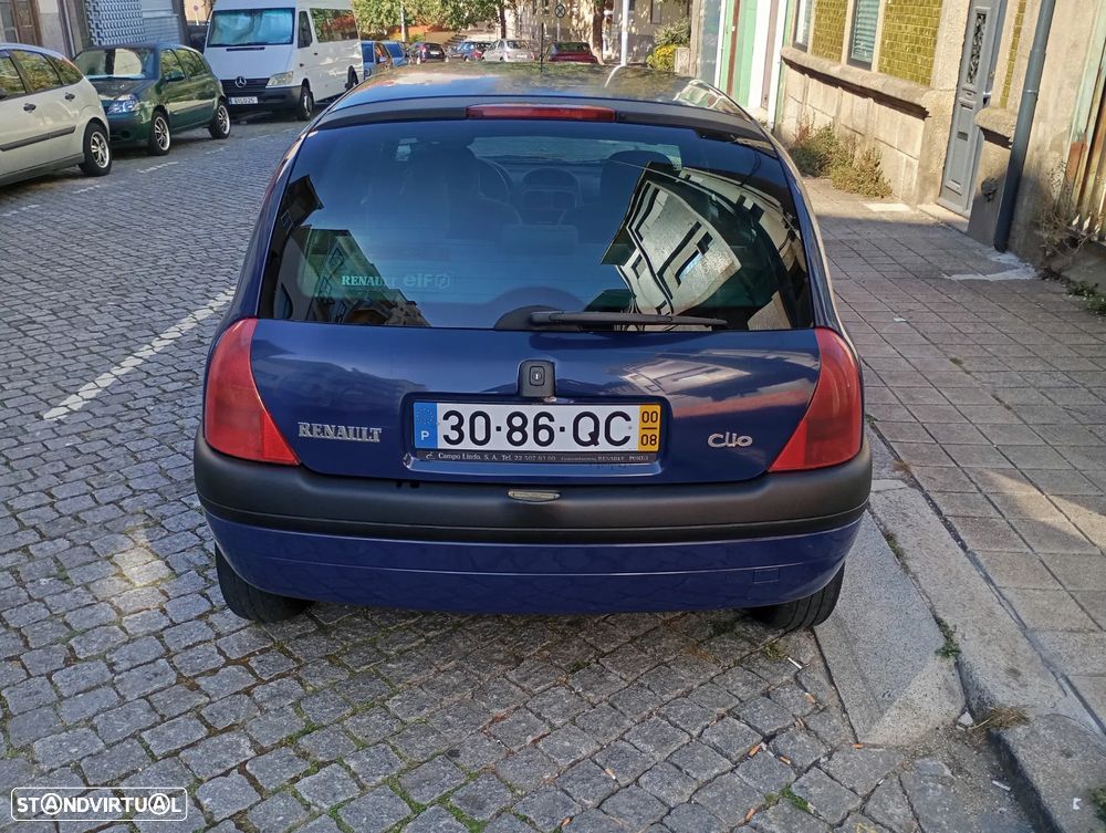 Renault Clio 1.2 RXE - 5