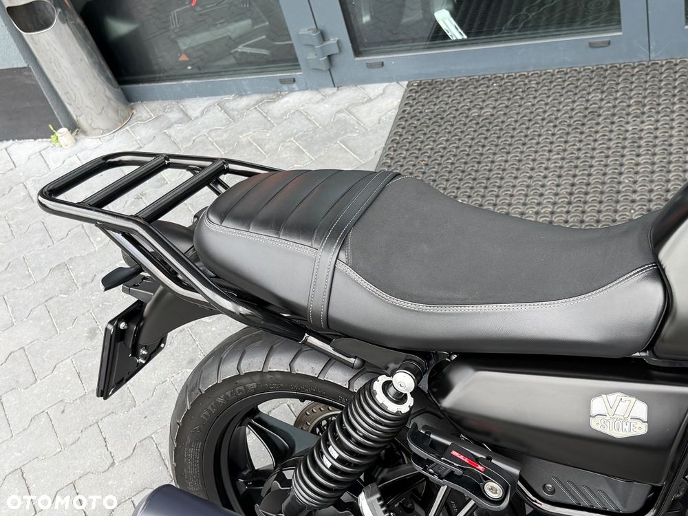 Moto Guzzi V7 - 10