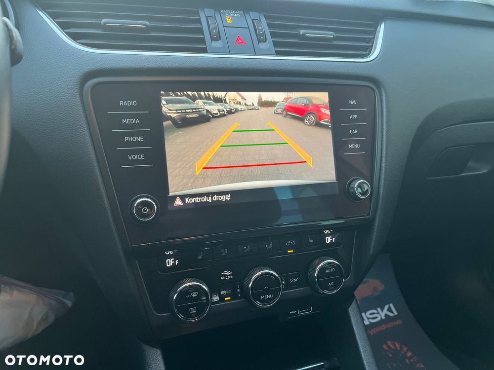 Skoda Octavia 2.0 TDI DSG 4x4 Scout - 11