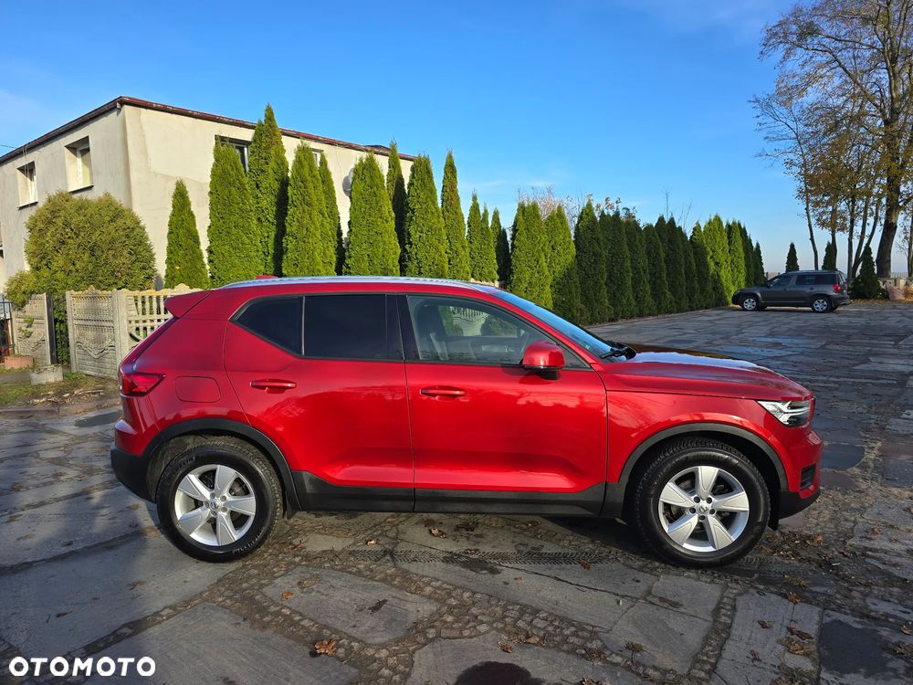 Volvo XC 40 T3 Momentum - 4