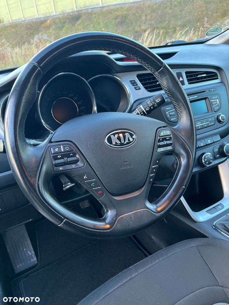 Kia Ceed 1.4 Business Line - 11